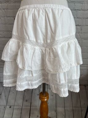 White Tiered Lace-Trim Cotton Skirt Skort